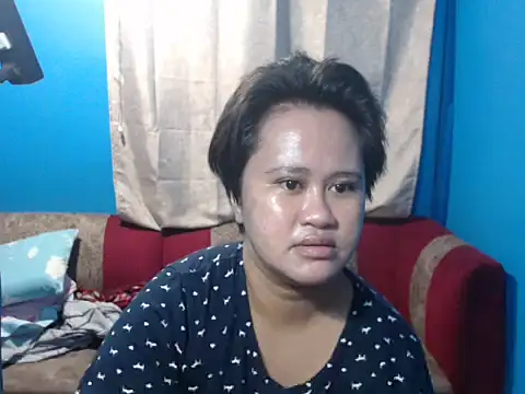 Snapshot of Marianne9822 chatting on 11-28-25, 04:09 Marianne9822 online show from 11-28-25, 04:09