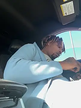 BigMfLuther online show from 12-15-25, 04:22