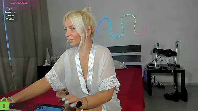 Stasy Traiin online show from 09-23-25, 01:08