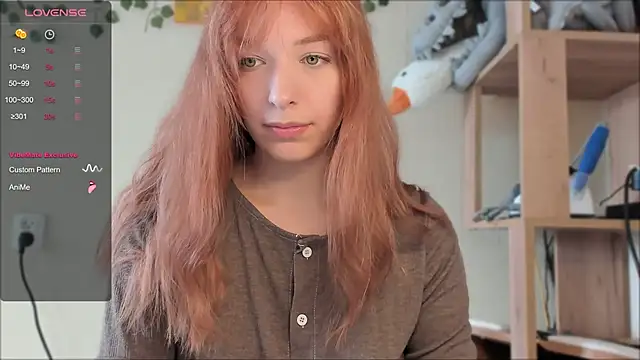 Snapshot of elilybby chatting on 03-08-26, 10:08 elilybby online show from 03-08-26, 10:08