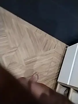 Snapshot of Pio185 chatting on 11-07-25, 10:43 Pio185 online show from 11-07-25, 10:43