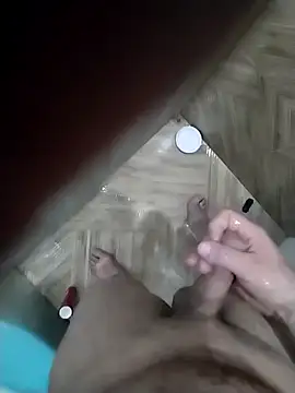 Snapshot of Pio185 chatting on 11-10-25, 05:23 Pio185 online show from 11-10-25, 05:23