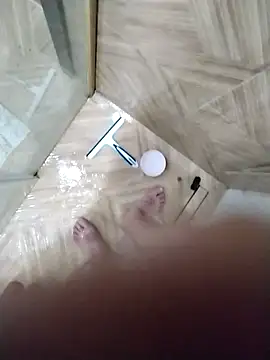 Snapshot of Pio185 chatting on 11-13-25, 09:14 Pio185 online show from 11-13-25, 09:14