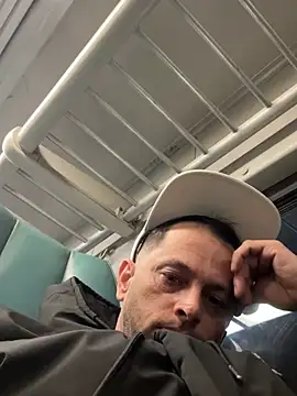 Carlosmauricio123 online show from 02-15-26, 04:53