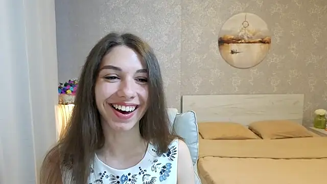 Snapshot of KellyShines chatting on 06-13-26, 03:21 KellyShines online show from 06-13-26, 03:21