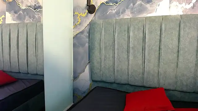 Megara 25 online show from 07-08-26, 04:55