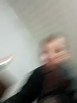 Johan199118 online show from 11-18-25, 08:02