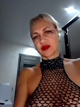 KissMiSveet online show from 10-31-25, 06:53