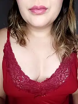 Snapshot of morenaq chatting on 11-26-25, 04:46 morenaq online show from 11-26-25, 04:46