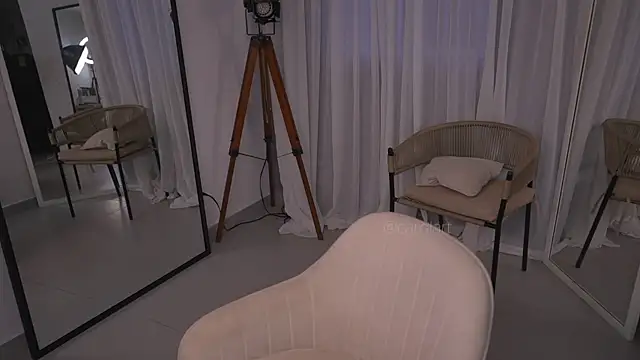 Snapshot of Carolart_ chatting on 09-10-25, 11:05 Carolart online show from 09-10-25, 11:05