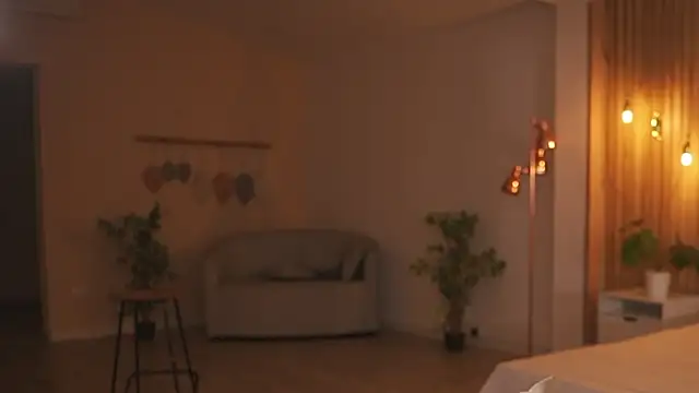 Snapshot of Carolart_ chatting on 02-19-26, 09:55 Carolart online show from 02-19-26, 09:55