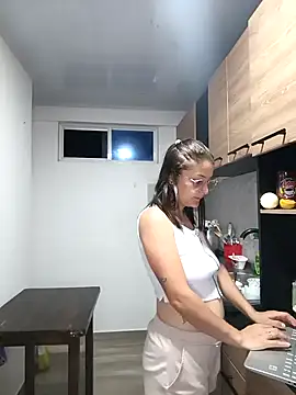 stivenlujan69 online show from 11-04-25, 01:05