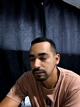 Snapshot of stivenlujan69 chatting on 12-19-25, 11:01 stivenlujan69 online show from 12-19-25, 11:01