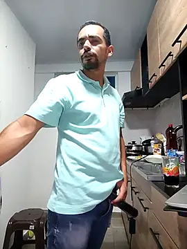 Snapshot of stivenlujan69 chatting on 01-07-26, 03:09 stivenlujan69 online show from 01-07-26, 03:09