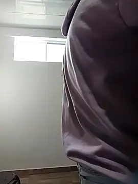 Snapshot of stivenlujan69 chatting on 02-02-26, 07:23 stivenlujan69 online show from 02-02-26, 07:23