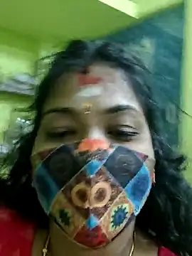 Snapshot of Tamil_Mithra chatting on 07-05-26, 01:51 Tamil Mithra online show from 07-05-26, 01:51