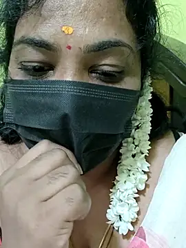 Snapshot of Tamil_Mithra chatting on 07-07-26, 07:40 Tamil Mithra online show from 07-07-26, 07:40