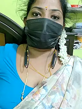Snapshot of Tamil_Mithra chatting on 07-23-26, 01:42 Tamil Mithra online show from 07-23-26, 01:42