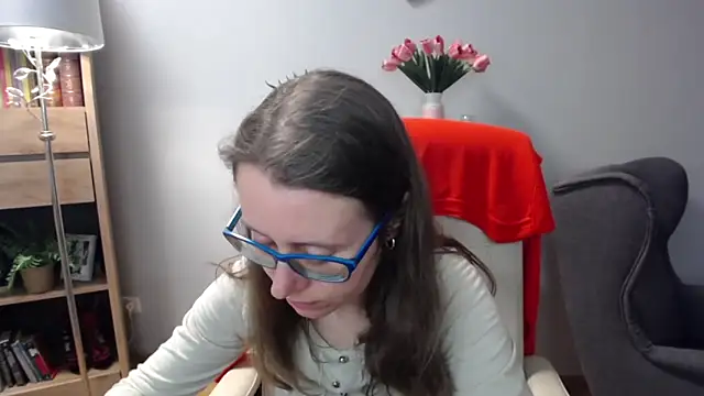 Snapshot of sweetxLizzy chatting on 04-24-26, 04:26 sweetxLizzy online show from 04-24-26, 04:26