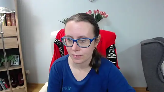 Snapshot of sweetxLizzy chatting on 05-12-26, 04:20 sweetxLizzy online show from 05-12-26, 04:20