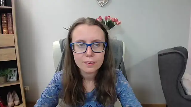 Snapshot of sweetxLizzy chatting on 05-15-26, 04:30 sweetxLizzy online show from 05-15-26, 04:30