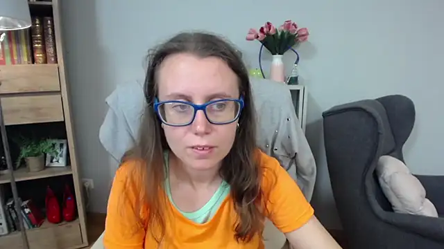 Snapshot of sweetxLizzy chatting on 06-02-26, 04:36 sweetxLizzy online show from 06-02-26, 04:36