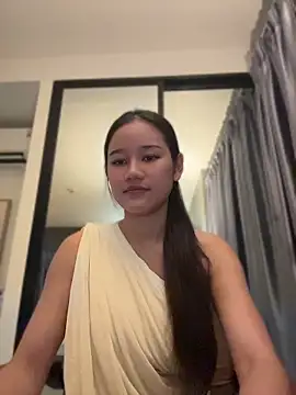 Snapshot of cherrycuteasian chatting on 04-26-26, 10:29 cherrycuteasian online show from 04-26-26, 10:29