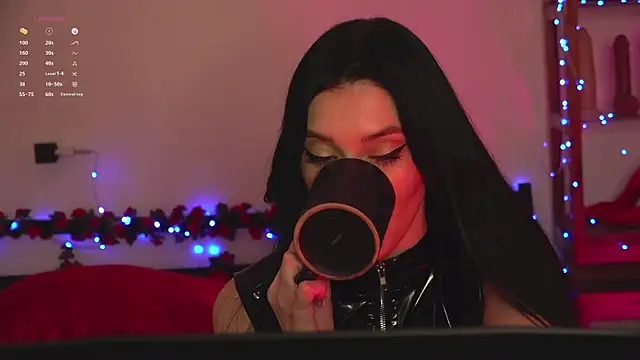 Snapshot of Olivia_Faye chatting on 04-30-26, 08:57 Olivia Faye online show from 04-30-26, 08:57