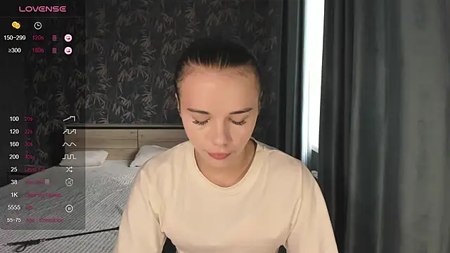 Snapshot of Kseni_a chatting on 06-29-26, 12:38 Kseni a online show from 06-29-26, 12:38