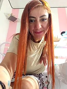 Snapshot of sandy_y chatting on 09-16-25, 05:58 sandy y online show from 09-16-25, 05:58