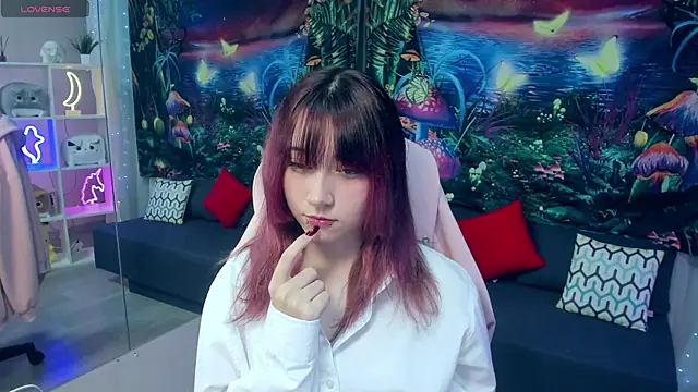 ClaraParks online show from 11-23-25, 06:41