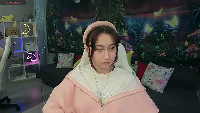 ClaraParks online show from 02-04-26, 08:36