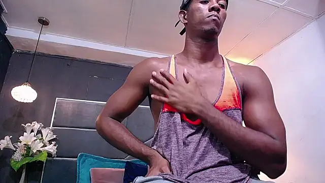 Snapshot of blackbignude chatting on 11-22-25, 01:37 blackbignude online show from 11-22-25, 01:37