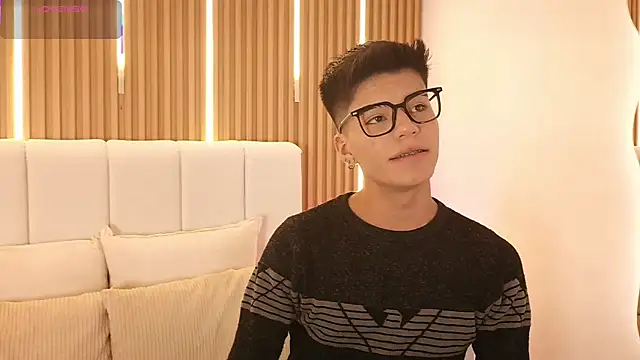 Dulcey  online show from 04-11-26, 05:34