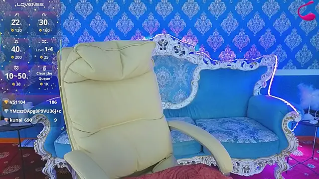 MissRossi online show from 06-17-26, 07:33