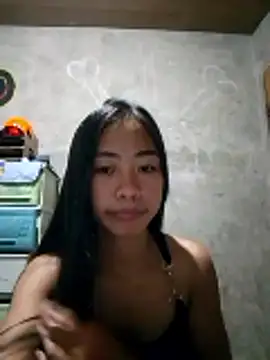 Snapshot of SweetMissPinay18 chatting on 05-20-26, 07:20 SweetMissPinay18 online show from 05-20-26, 07:20