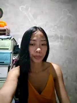Snapshot of SweetMissPinay18 chatting on 06-04-26, 03:51 SweetMissPinay18 online show from 06-04-26, 03:51