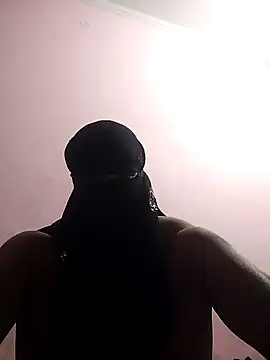 Snapshot of amolicars chatting on 10-07-25, 06:10 amolicars online show from 10-07-25, 06:10