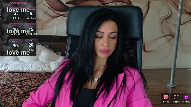 Snapshot of NaomiScarlet chatting on 09-26-25, 06:50 NaomiScarlet online show from 09-26-25, 06:50
