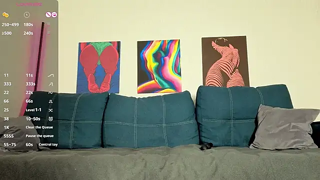 TrixiBell online show from 04-03-26, 04:43