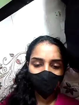 Snapshot of Zoya_G chatting on 09-25-25, 08:56 Zoya G online show from 09-25-25, 08:56