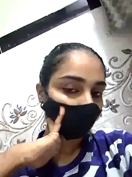 Snapshot of Zoya_G chatting on 09-30-25, 11:26 Zoya G online show from 09-30-25, 11:26