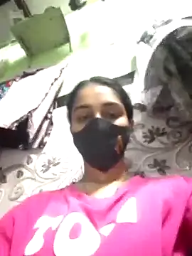 Snapshot of Zoya_G chatting on 10-11-25, 01:20 Zoya G online show from 10-11-25, 01:20