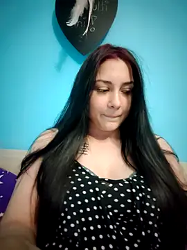 SaraViss20 online show from 04-14-26, 05:52