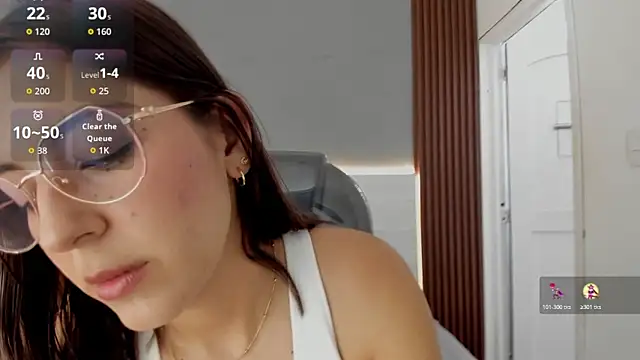 Emmy Meadows online show from 10-22-25, 07:13