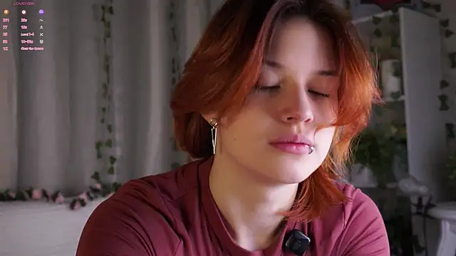 BlytheBenny online show from 12-16-25, 12:04