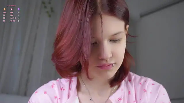 BlytheBenny online show from 04-05-26, 01:14