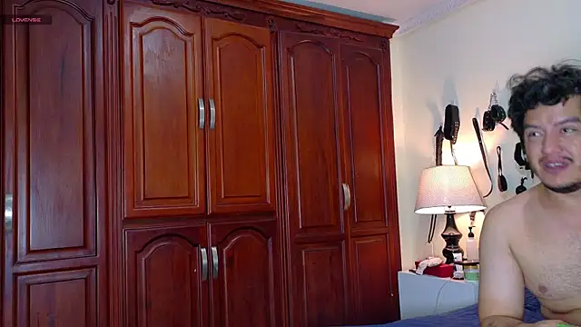 RoxyandAron2 online show from 04-19-26, 12:26