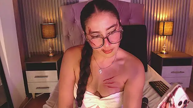 Bonnali lune online show from 10-10-25, 10:31