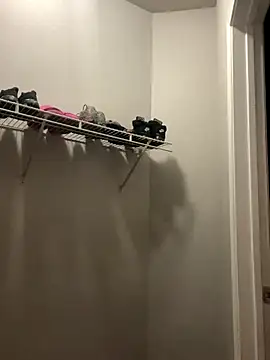 MsSuperWettt online show from 10-22-25, 04:35